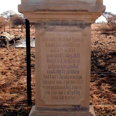 Namibia, HARDAP region, Mariental district, Danielsdam, farm cemetery