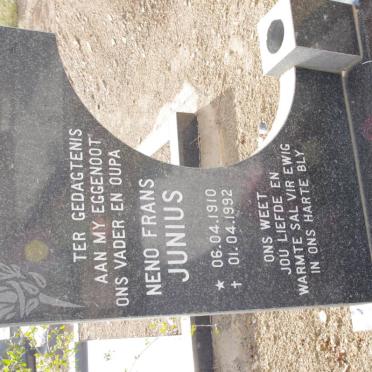 JUNIUS Neno Frans 1910-1992