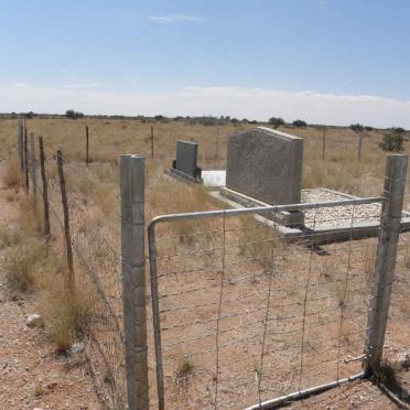 Namibia, KARAS region, Keetmanshoop, Davinis, farm cemetery