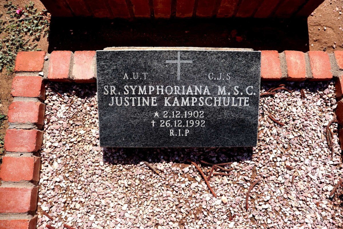 KAMPSCHULTE Justine 1902-1992
