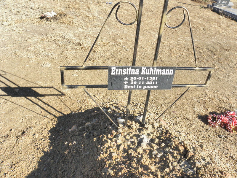 KUHLMANN Ernstina 1981-2011