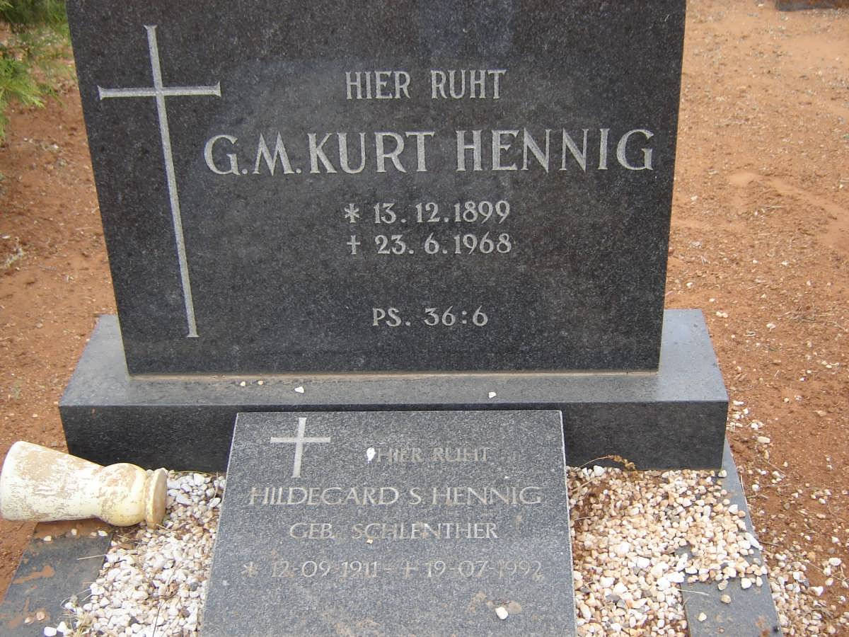 HENNIG G.M. Kurt 1899-1968 &amp; Hildegard S. SCHLENTHER 1911-1992