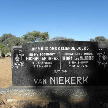 NIEKERK Michiel Andreas, van 1885-1951 &amp; Louise Geertruida Debora MALHERBE 1889-1976