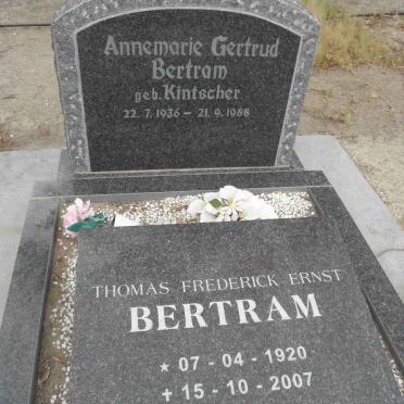 BERTRAM Thomas Frederick Ernst 1920-2007 &amp; Annemie Gertrud KINTSCHER 1936-1988