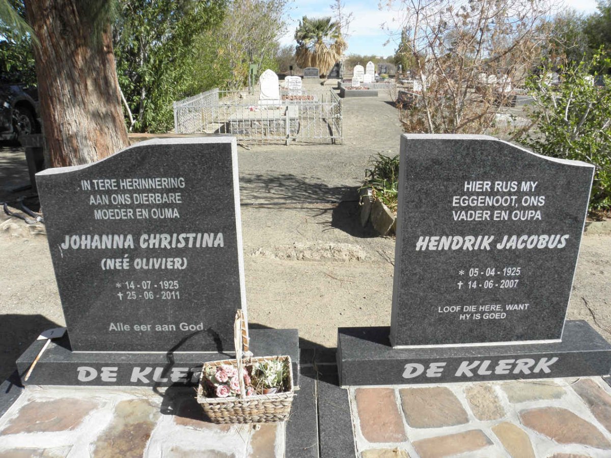 KLERK Hendrik Jacobus, de 1925-2007 &amp; Johanna Christina OLIVIER 1925-2011
