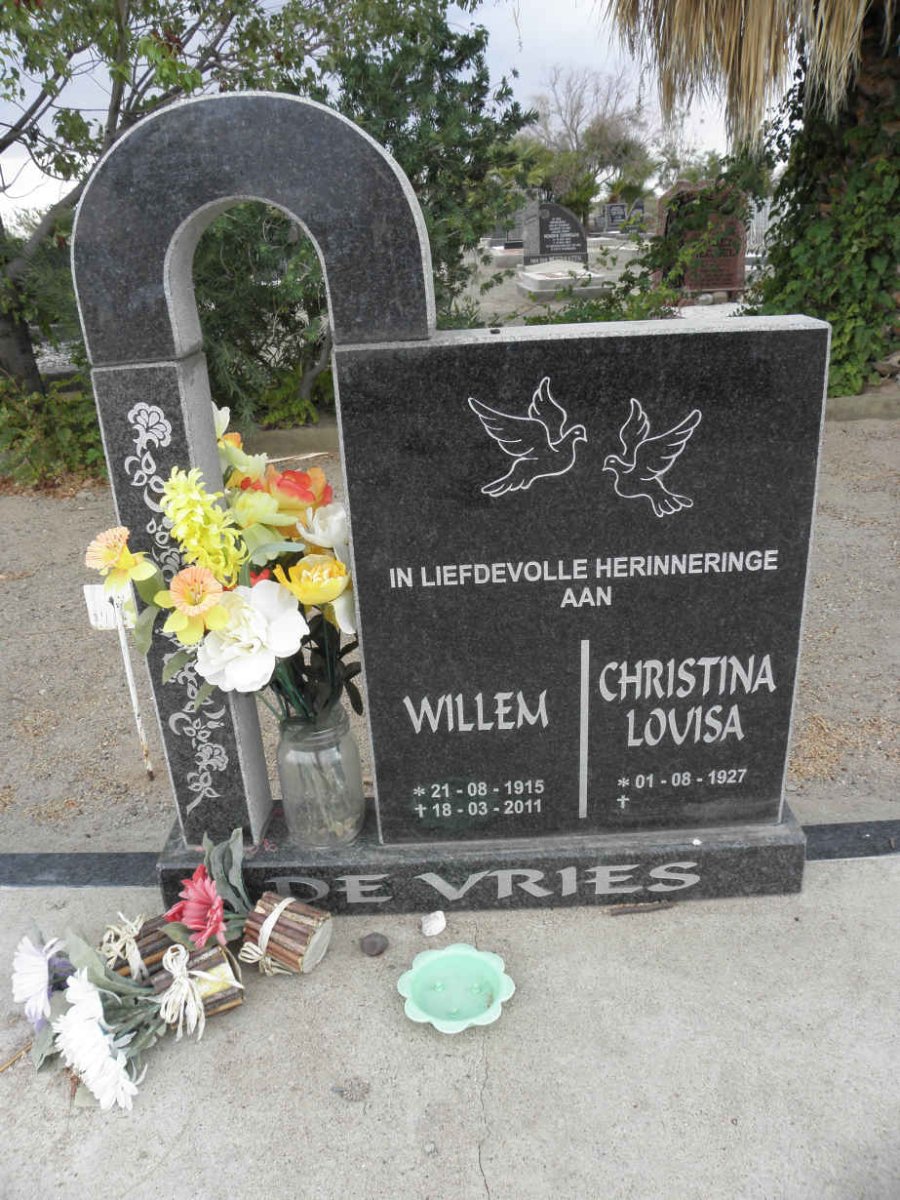 VRIES Willem, de 1915-2011 &amp; Christina Louisa 1927-