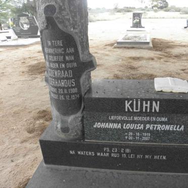 KUHN Coenraad Gerhardus 1908-1974 &amp; Johanna Louisa Petronella 1919-2007