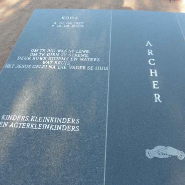 ARCHER Koos 1927-2009 &amp; Bettie 1932-2009  