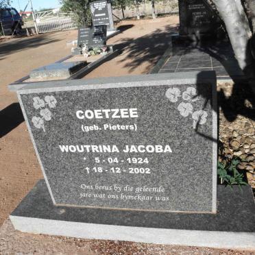 COETZEE Woutrina Jacoba nee PIETERS 1924-2002