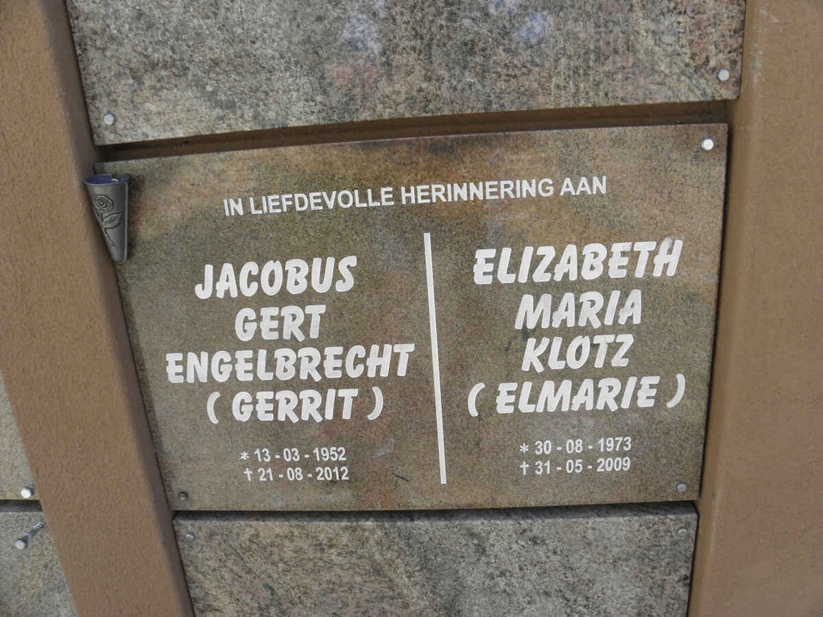 ENGELBRECHT Jacobus Gert 1952-2012 &amp; Elizabeth Maria KLOTZ 1973-2009