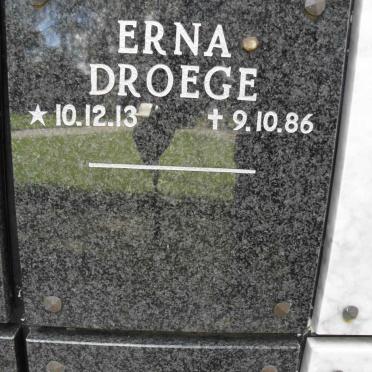 DROEGE Erna 1913-1986