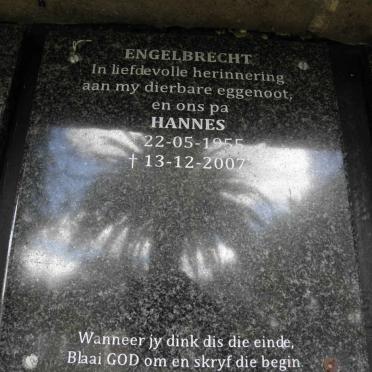 ENGELBRECHT Hannes 1955-2007
