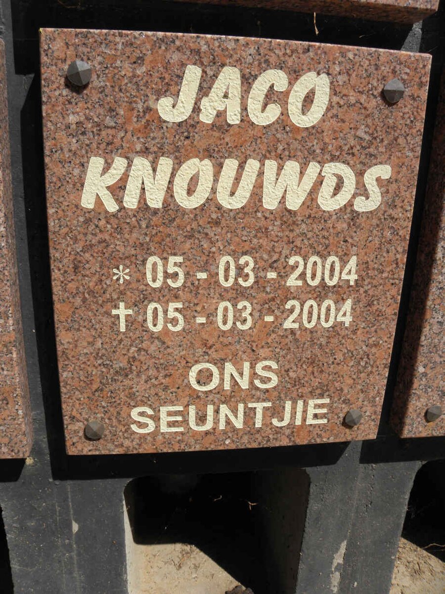 KNOUWDS Jaco 2004-2004