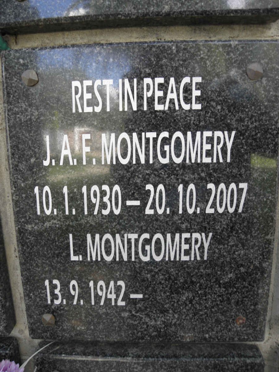 MONTGOMERY J.A.F. 1930-2007 &amp; L. 1942-