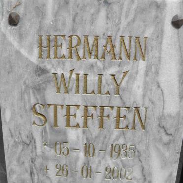 STEFFEN Hermann Willy 1935-2002