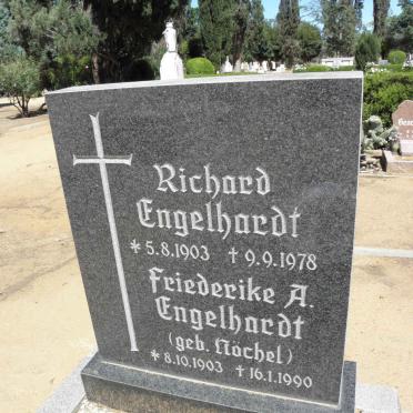 ENGELHARDT Richard 1903-1978 &amp; Friederike A. NÖCHEL 1903-1990