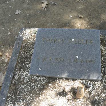 FIEDLER Theres 1900-1976