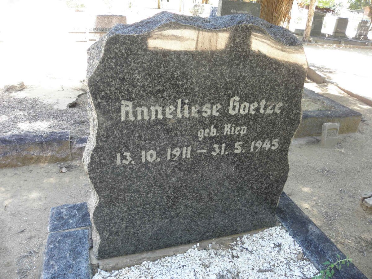 GOETZE Anneliese nee RIEP 1911-1945