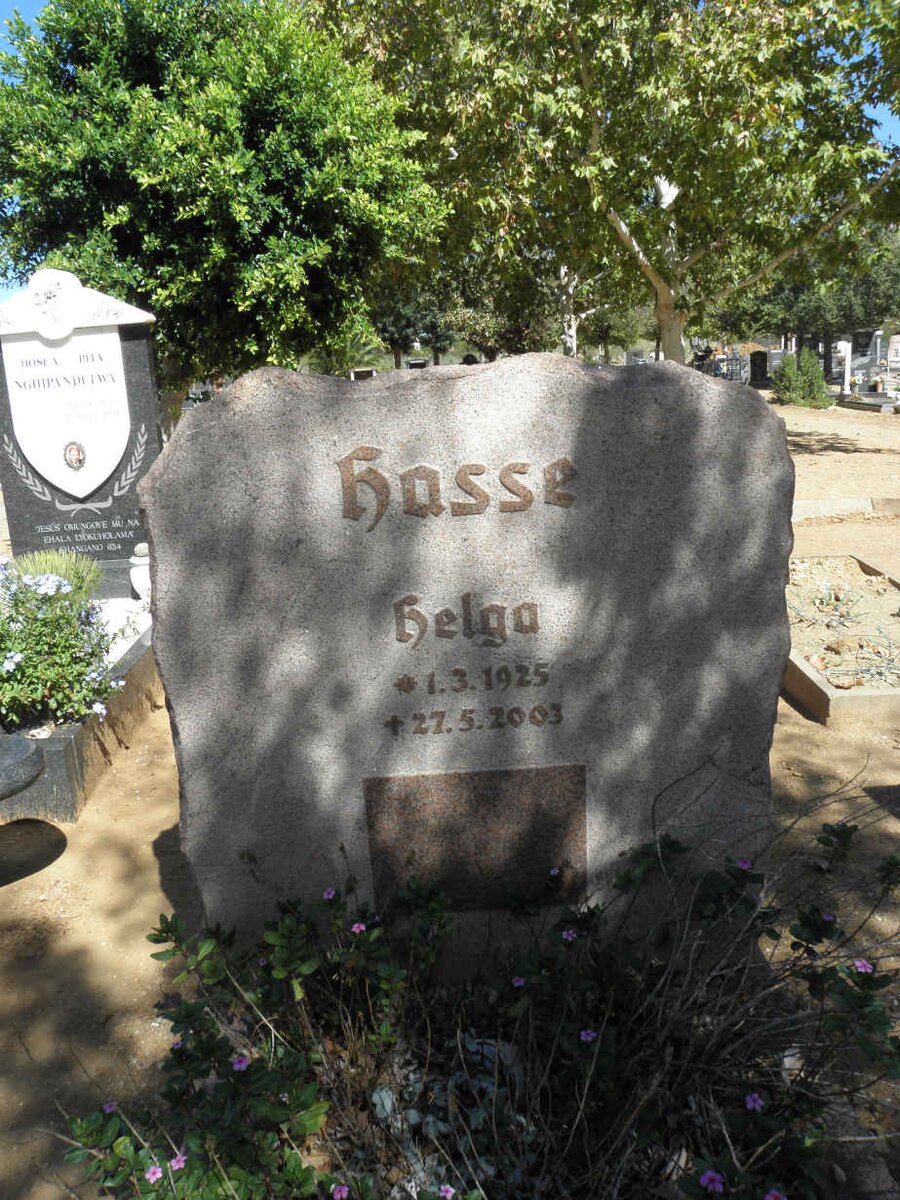 HASSE Helga 1925-2003