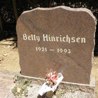 HINRICHSEN Betty 1921-1993