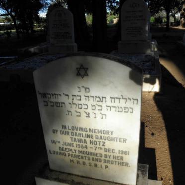 HOTZ Tania 1954-1961