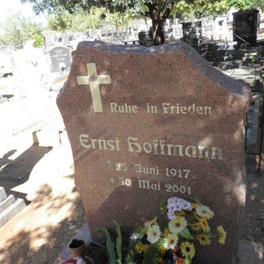 HOFFMANN Ernst 1917-2001