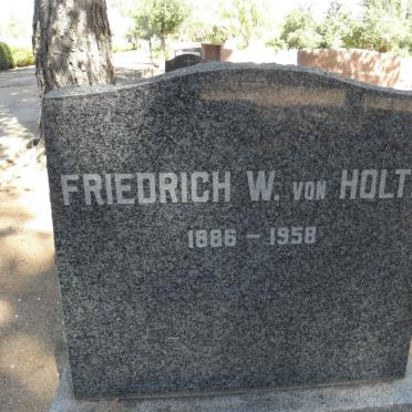 HOLTZ Friedrich W., von 1886-1958