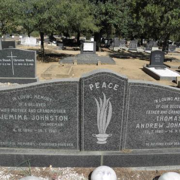 JOHNSTON Thomas Andrew 1880-1964 &amp; Jemima SCHOEMAN 1896-1961