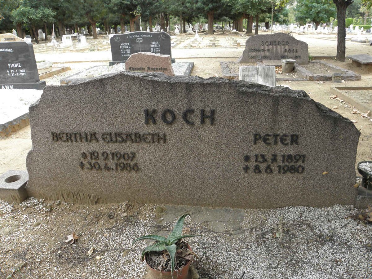 KOCH Peter 1891-1980 &amp; Bertha Elisabeth 1907-1986