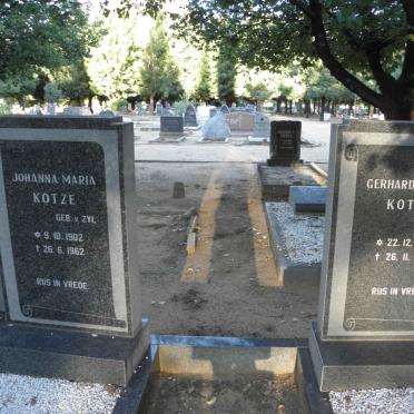 KOTZE Gerhardus Dirk 1896-1980 &amp; Johanna Maria V. ZYL 1902-1962