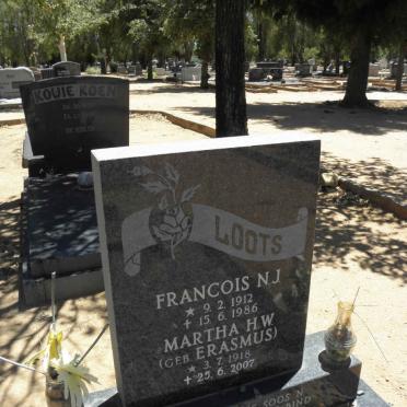 LOOTS Francois N.J. 1912-1986 &amp; Martha H.W. ERASMUS 1918-2007