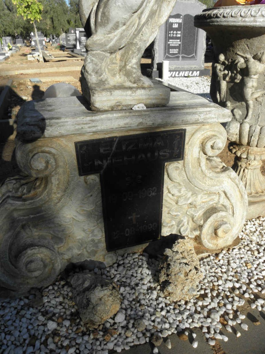 NIEHAUS Elizma 1962-1999