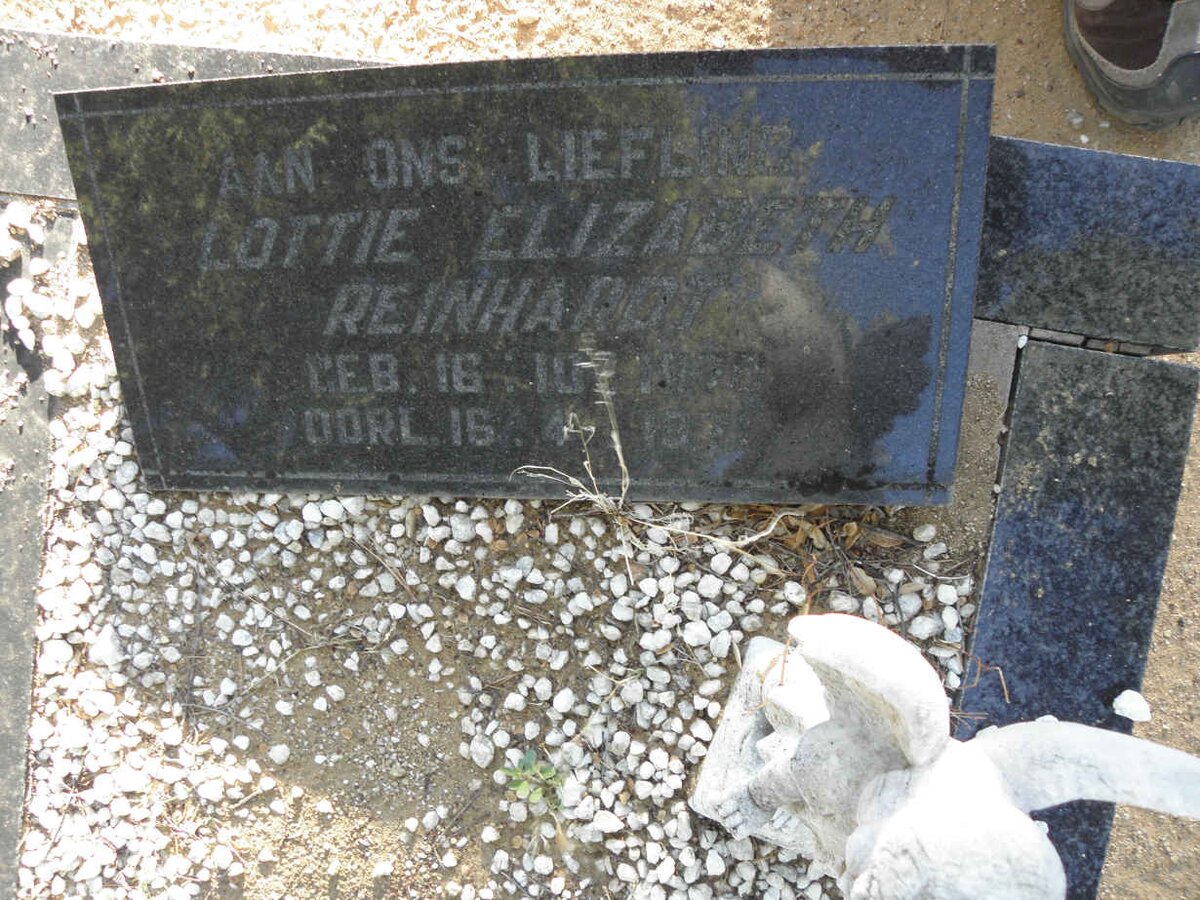 REINHARDT Lottie Elizabeth 1970-1971