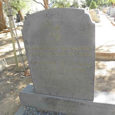 REINHARDT Lottie Elizabeth 1909-1987