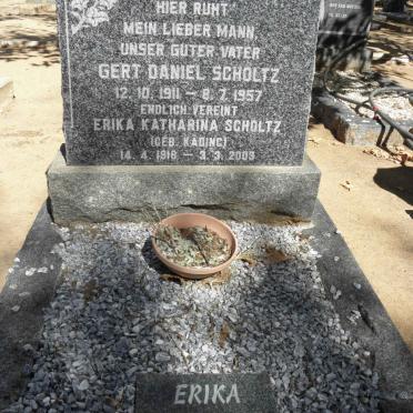 SCHOLTZ Gert Daniel 1911-1957 &amp; Erika Katherina KADING 1918-2003