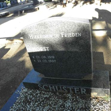 SCHUSTER Horst 1919-1997