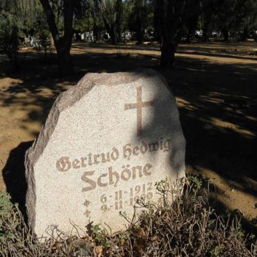 SCHÖNE Gertrud Hedwig 1912-1990