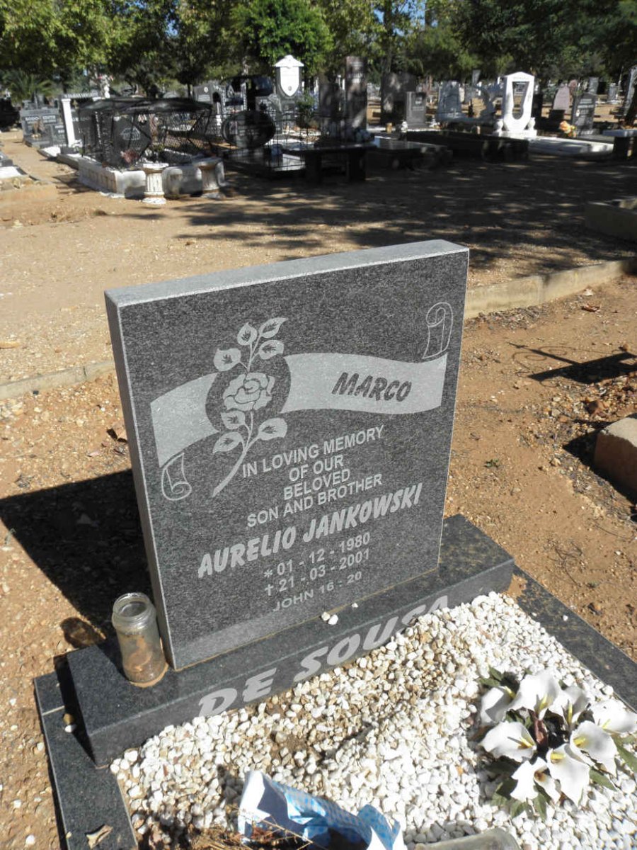 SOUSA Aurelio Jankowski, de 1980-2001