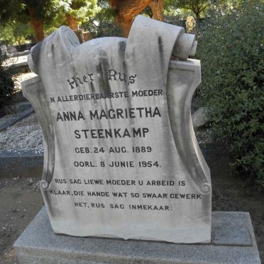 STEENKAMP Anna Magrietha 1889-1954