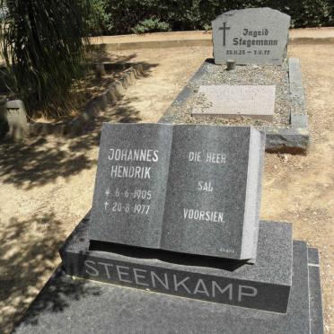 STEENKAMP Johannes Hendrik 1905-1977