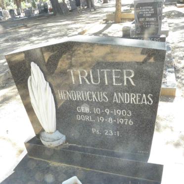 TRUTER Hendruckus Andreas 1903-1976 &amp; Maria Wilhelmina VILONEL 1915-1988