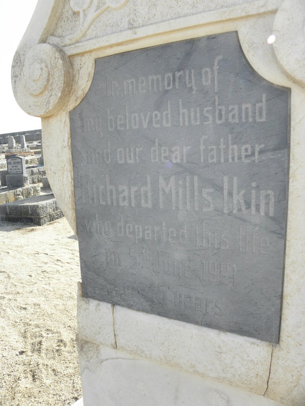 IKIN Richard Mills -1991