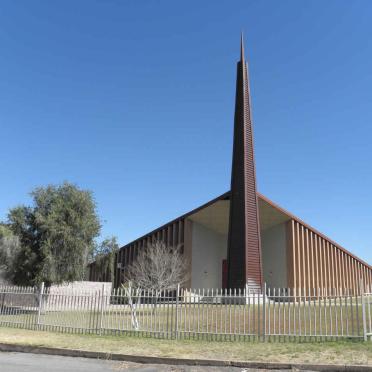 Namibia, OUTJO, NG Kerk, Muur van herinnering