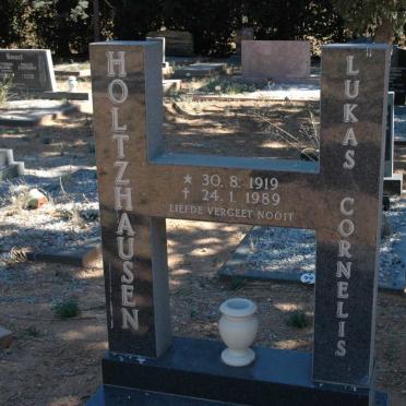 HOLTZHAUSEN Lukas Cornelis 1919-1989