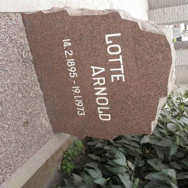 ARNOLD Lotte 1895-1973