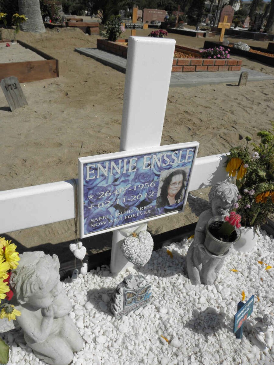 ENSSLE Ennie 1956-2012