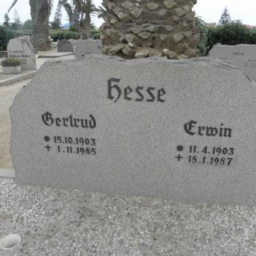HESSE Erwin 1903-1987 &amp; Gertrud 1903-1985