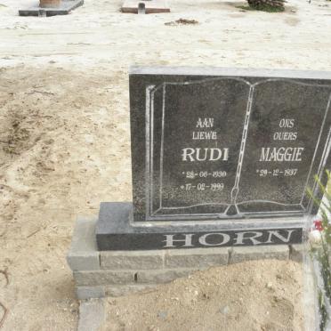 HORN Rudi 1930-1999 &amp; Maggie 1937-