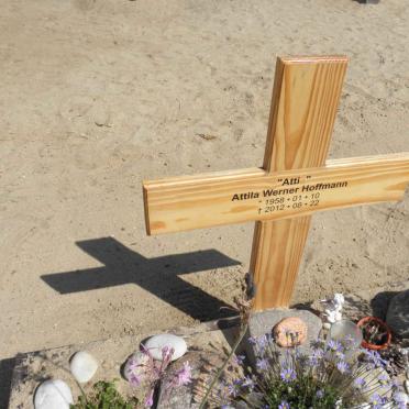 HOFFMANN Attila Werner 1958-2012