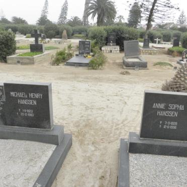 HANSSEN Michael Henry 1923-1983 &amp; Annie Sophia 1928-1996